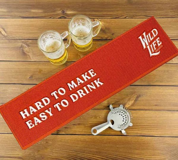 Wild Life Wine Custom Logo Stylish Pub Soft PVC Bar Top Rail Mats Bartender Whiskey Rubber Bar Mat For Spills