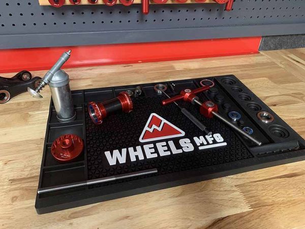 Wheels MFG Bicycles Components Branded Craftsman Tool Box Top Overhaul Mechanics Mat Bench Rubber Work Mat