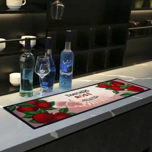 Machine-washable Felt Top Nitrile Rubber Bar Runner Fabric Cocktail Bar Mat Heat Transfer Polyester Rare Beer Mats