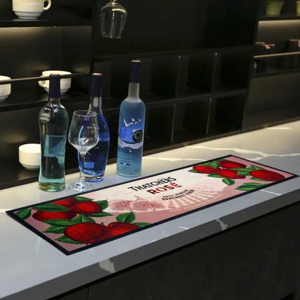 Machine-washable Felt Top Nitrile Rubber Bar Runner Fabric Cocktail Bar Mat Heat Transfer Polyester Rare Beer Mats
